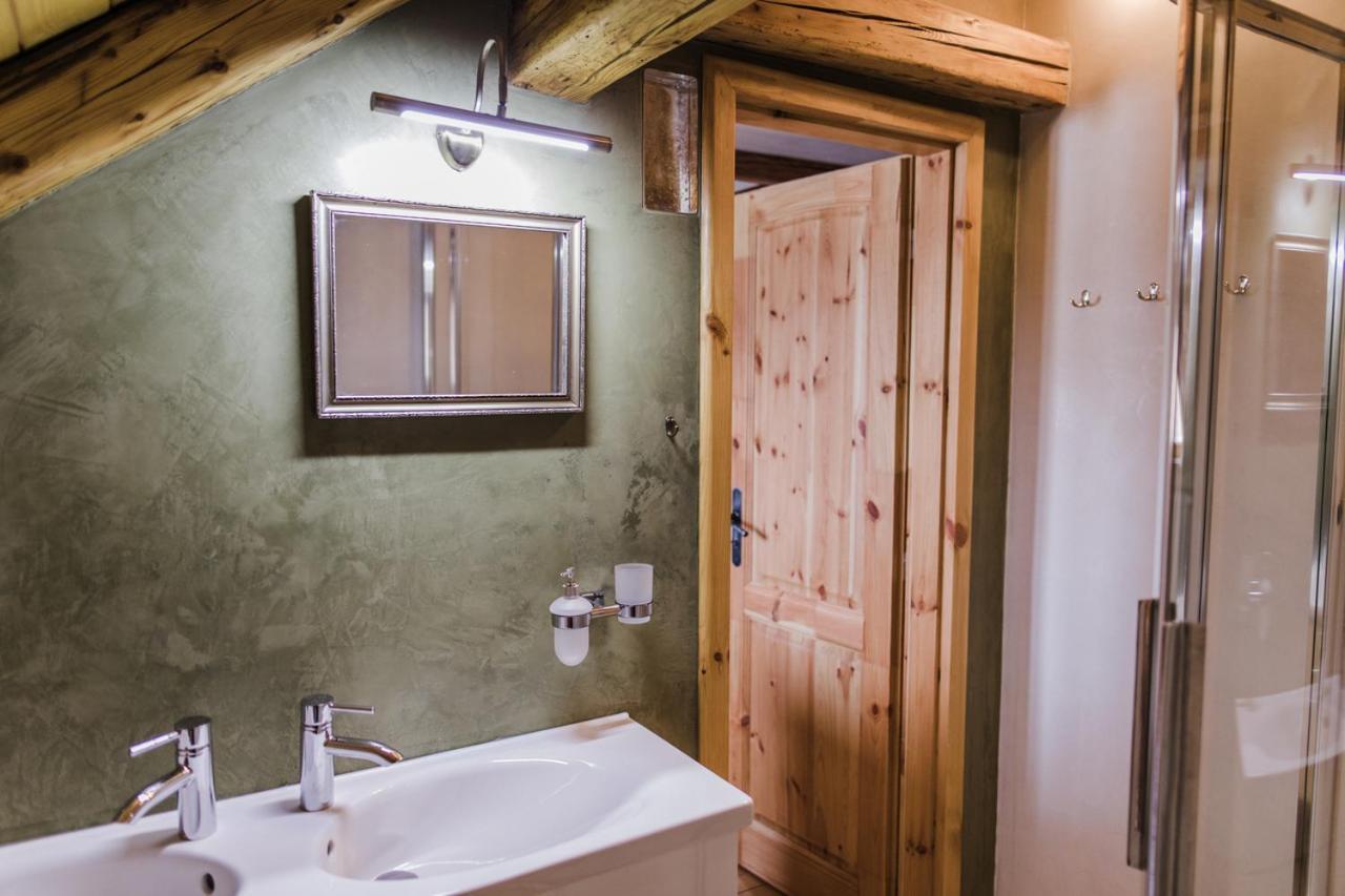 Hôtel Krasna Samota à Chřibská Extérieur photo