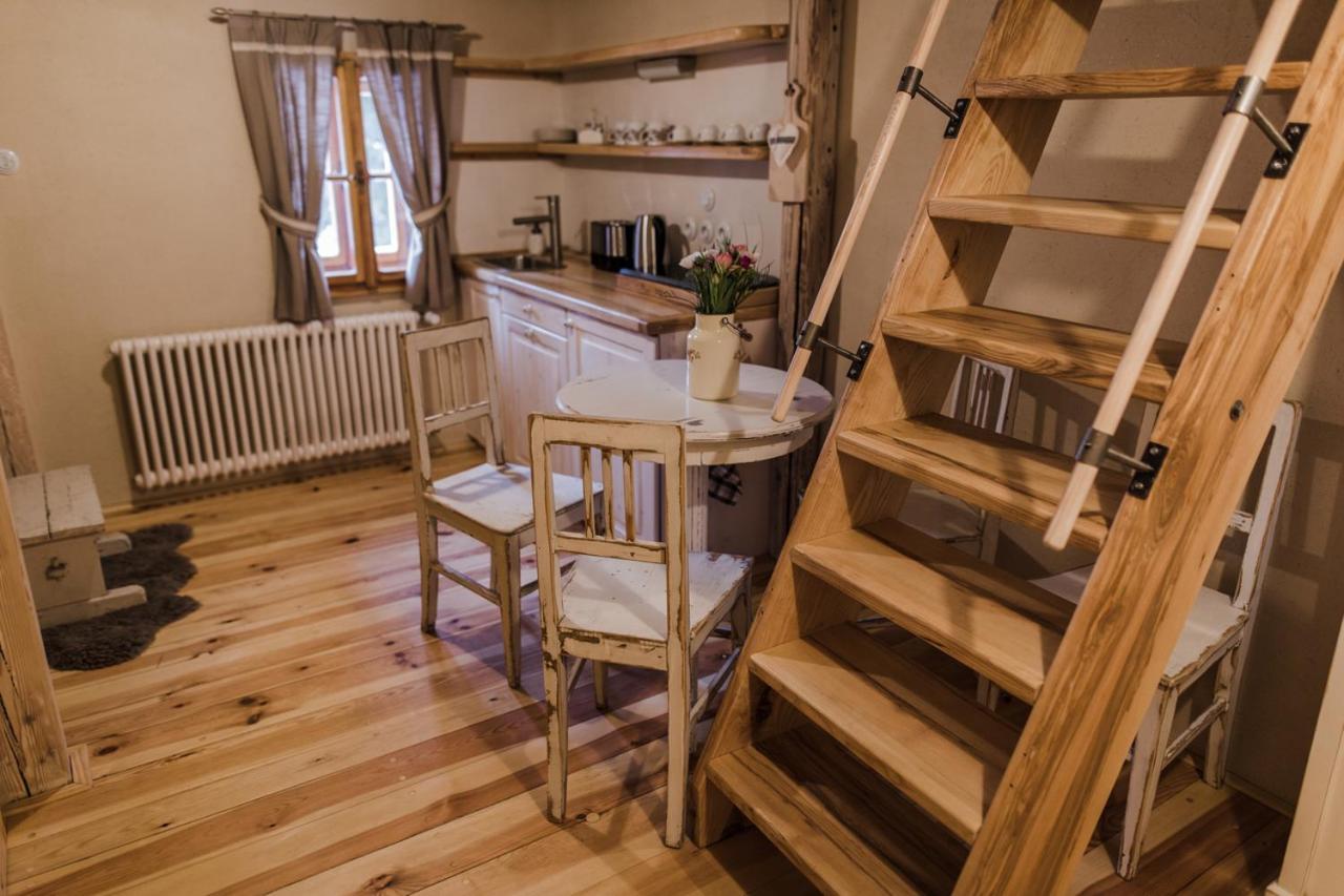 Hôtel Krasna Samota à Chřibská Extérieur photo