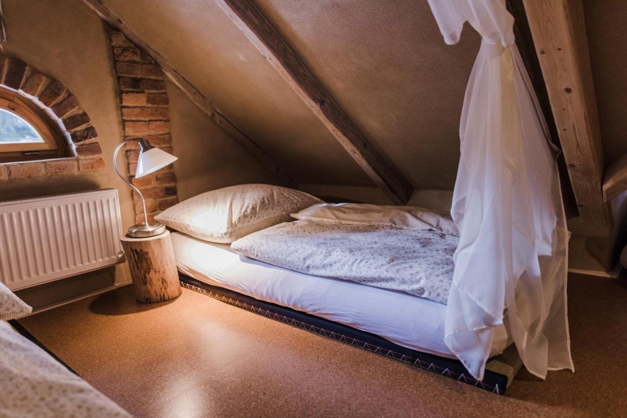 Hôtel Krasna Samota à Chřibská Extérieur photo